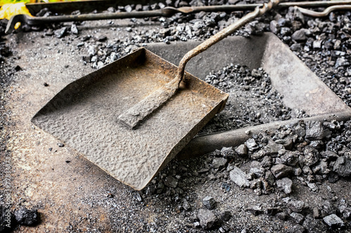 Tableau sur toile old shovel