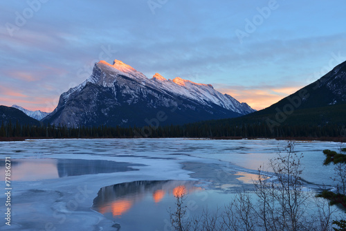 Mount Rundle and Vermilion Lakes in winter, Banff, AB © Lijuan Guo