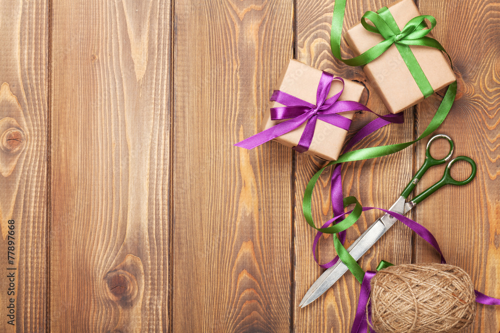 Gift wrapping Gift wrapping