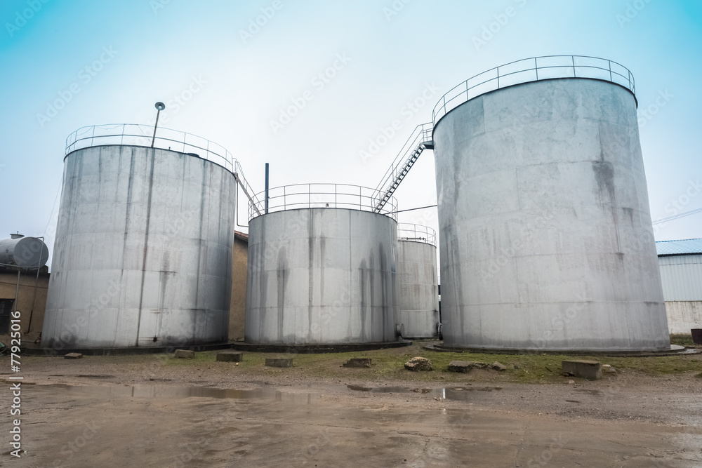 cottonseed oil storage tank