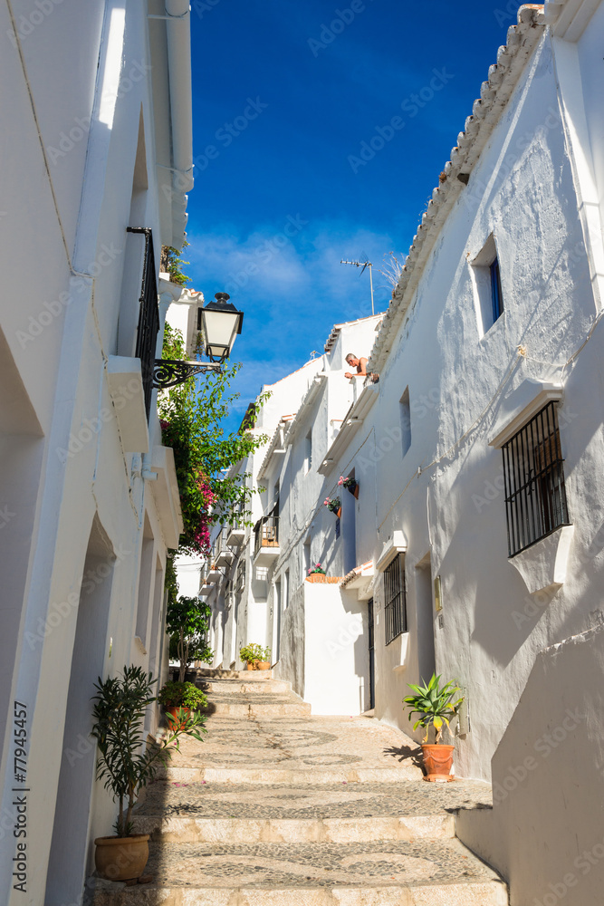 Fototapeta premium スペイン フリヒリアナ Frigiliana Spain