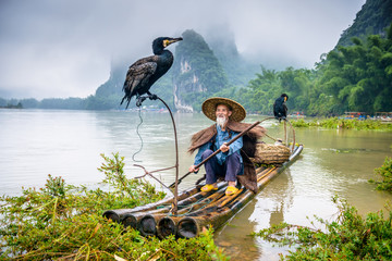 Tableau sur plexiglas Guilin Chinese Cormorant Fisherman  © SeanPavonePhoto