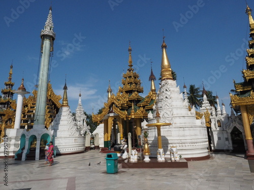 Shwedagon en Rangun  Myanmar 