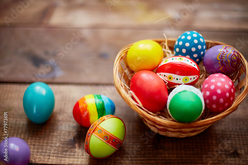 Decorative eggs in basket