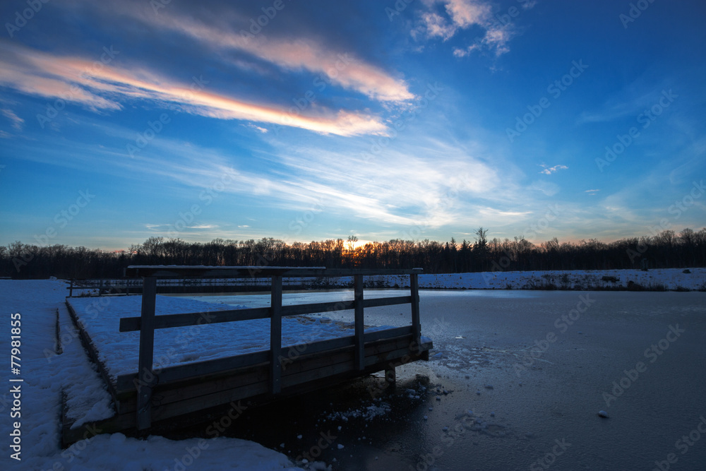 Fototapeta premium blaue Stunde am See