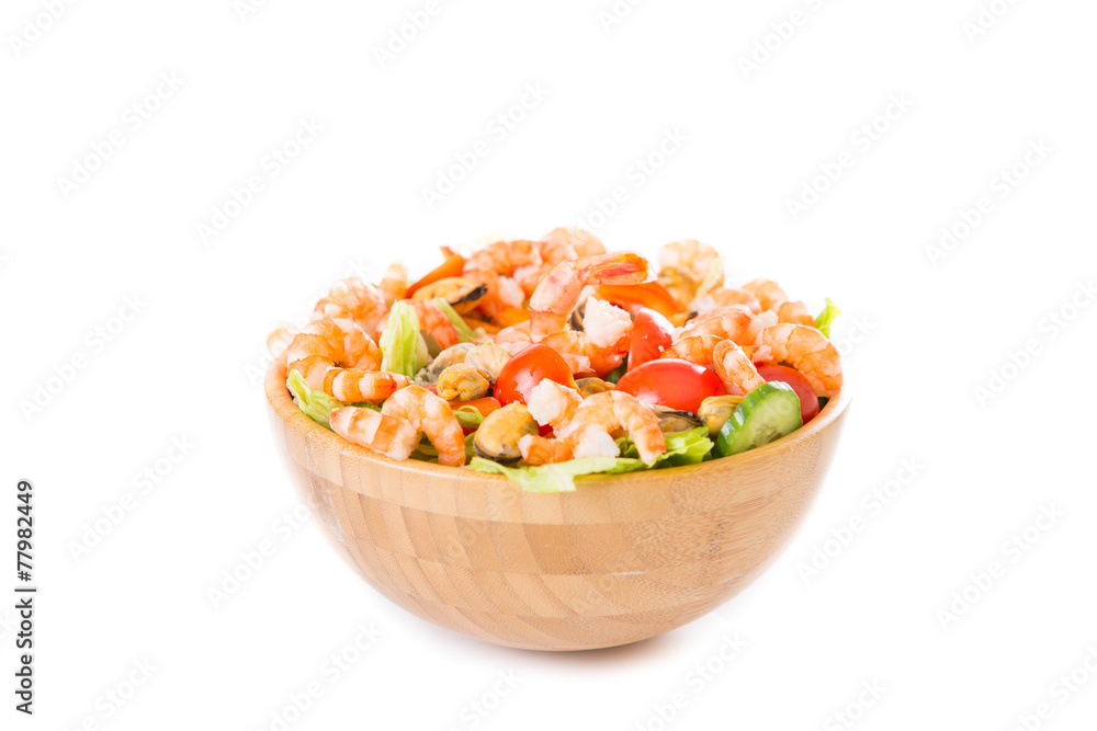 salad with shrimp and mussels