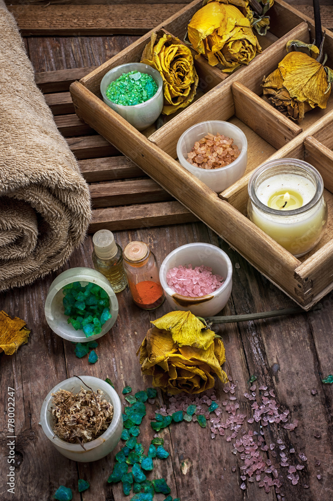 wooden box with accessories for Spa treatments wooden box with accessories for Spa treatments