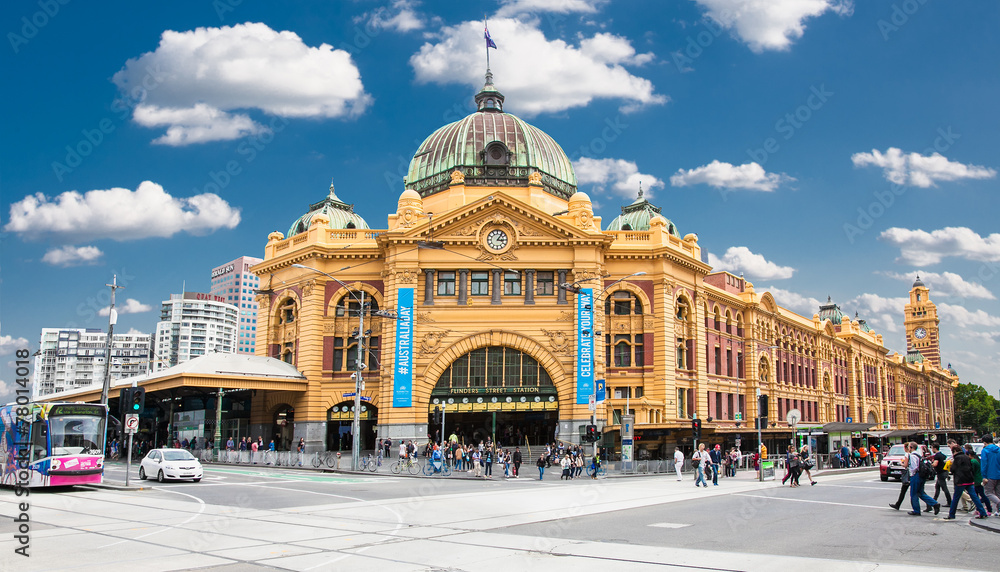 Naklejka premium Stacja Flinders Street w Melbourne. Australia.