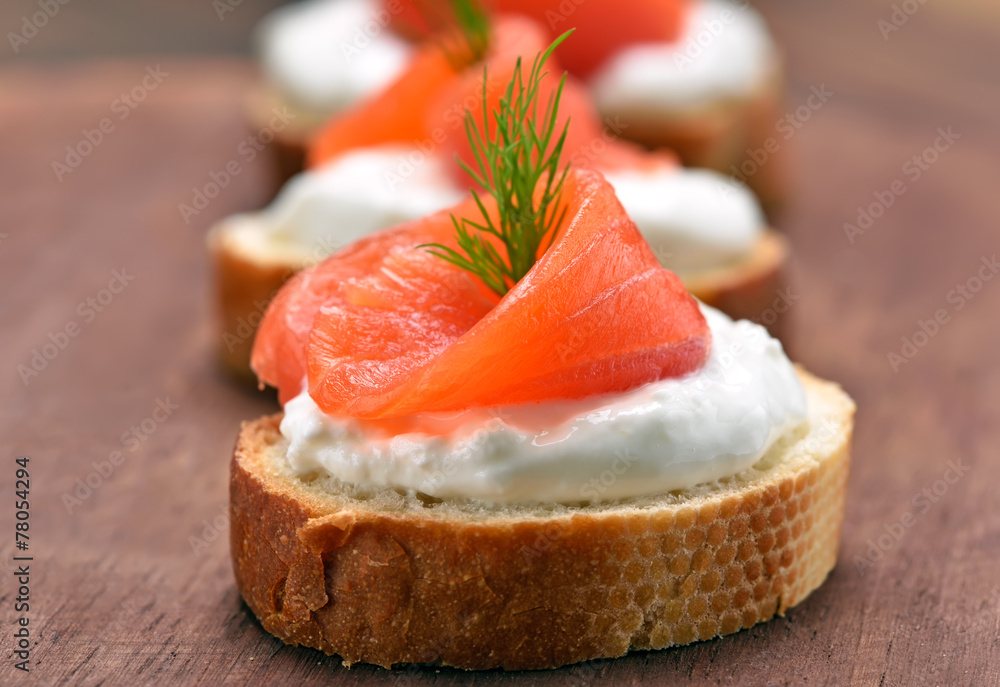 Sandwiches with salmon Sandwiches with salmon