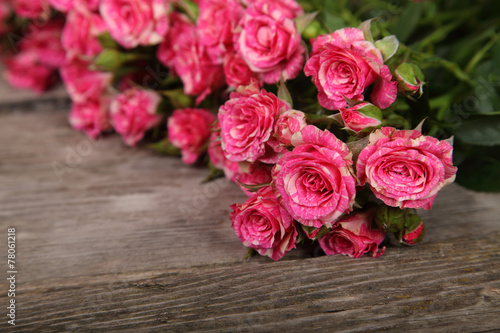 Bouquet of pink roses