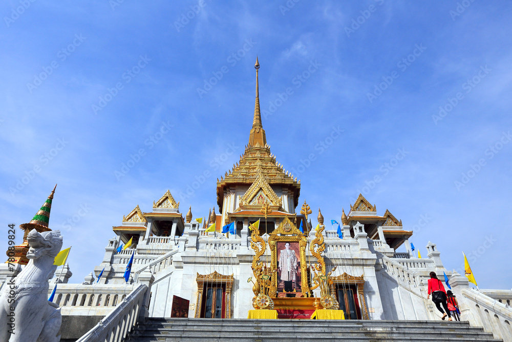 BANGKOK, THAILAND - December 15, 2014: Wat Traimit, Famous for i