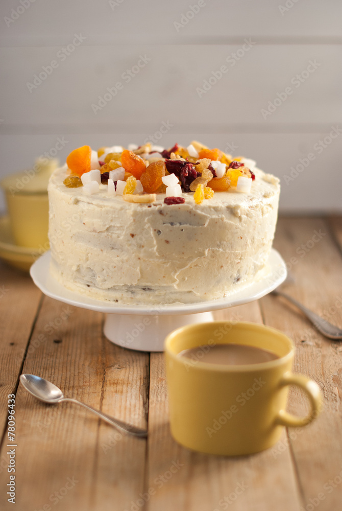 Carrot cake with pineapple Carrot cake with pineapple