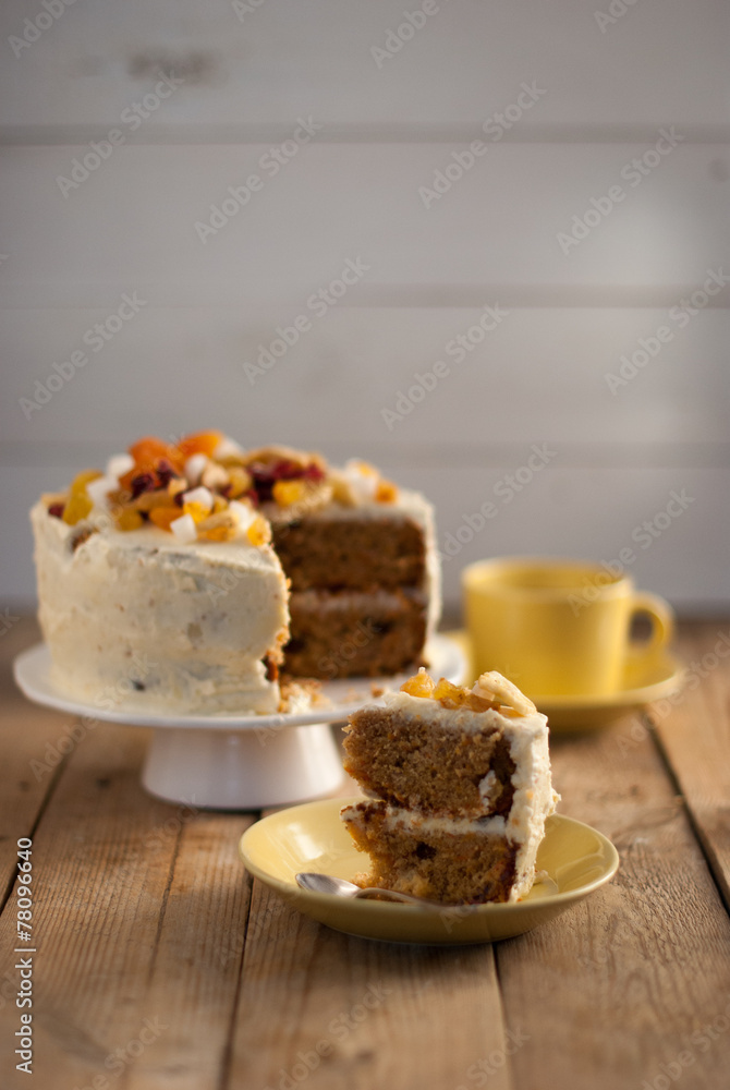 Carrot cake with pineapple Carrot cake with pineapple