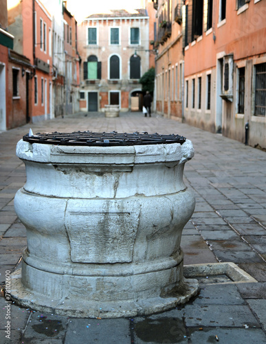 marble well in calle of Venice in Italy © ChiccoDodiFC