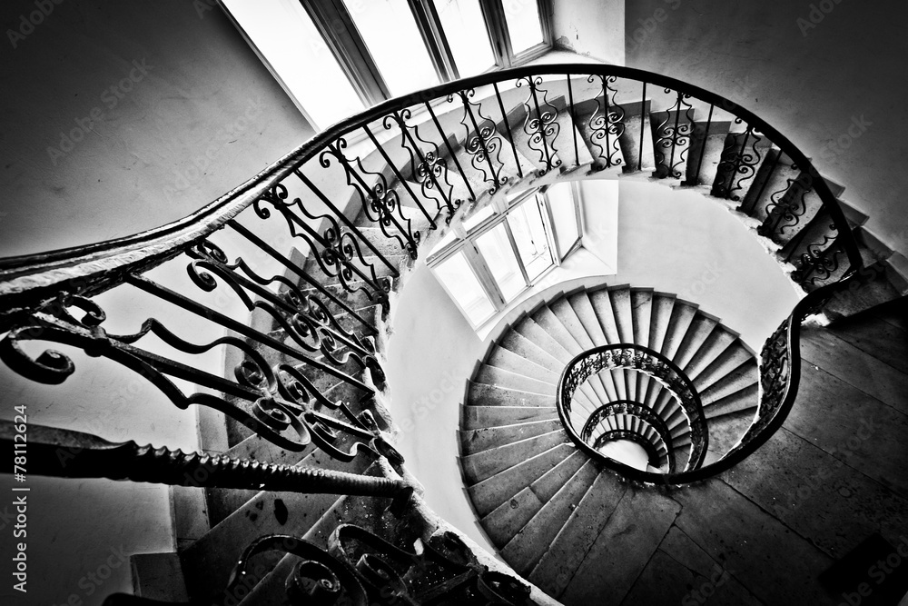 Fototapeta premium Black and white spiral staircase