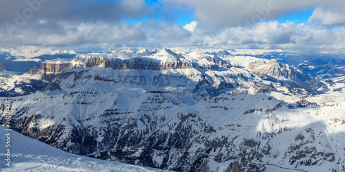 Blick vom höchsten Punkt der Dolomiten auf Sella Massiv © UbjsP