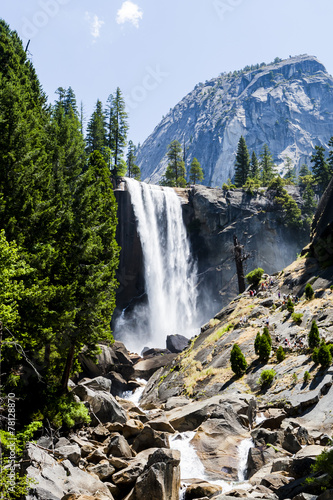 Vernal Falls in Summer  Yosemite National Park  Kalifornien  USA