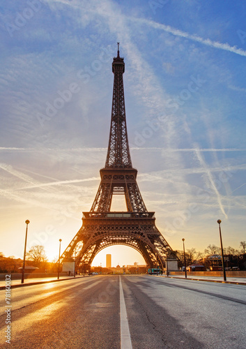 Paris, Eiffel tower at sunrise. © TTstudio