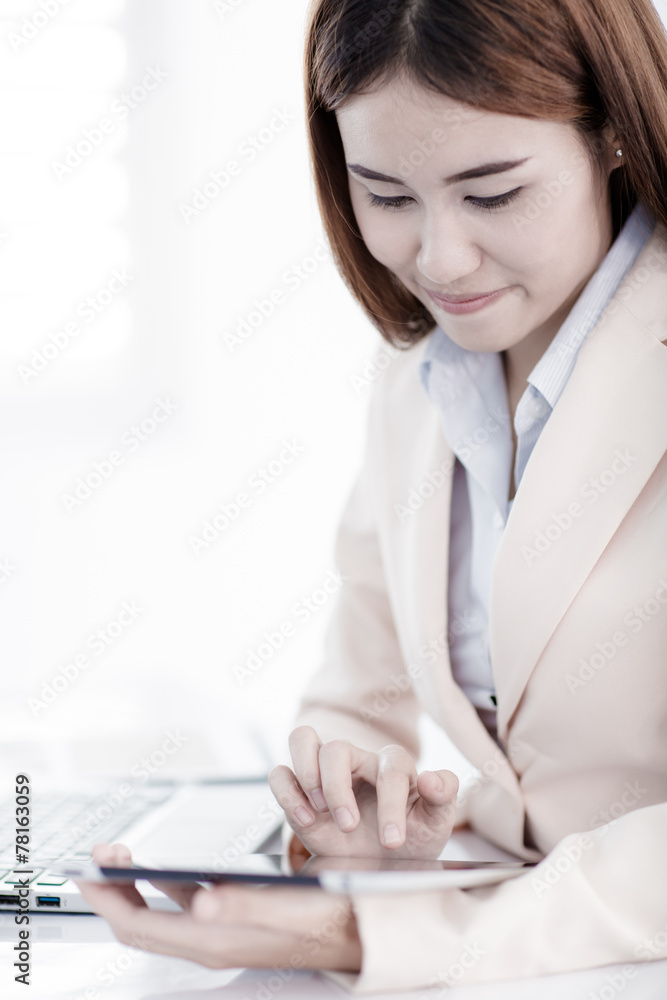 young asian businesswoman working in office young asian businesswoman working in office