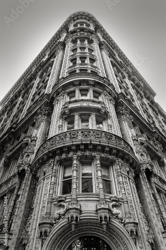 Plakat Budynek w Nowym Jorku - Fasada i detale architektoniczne