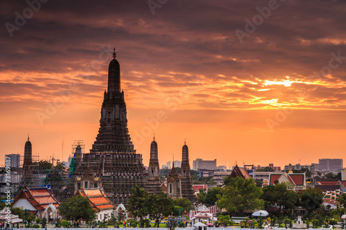 Wat Arun Ratchawararam Ratchawaramahawihan  Bangkok of Thailand