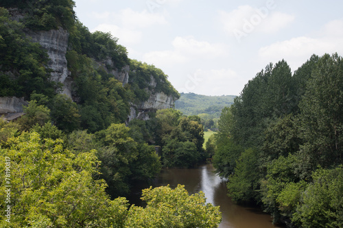 The Vézère River and La Roque St-Christophe