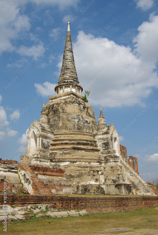 Fototapeta premium The Wat Phra Sri Sanphet in Ayutthaya, Thailand