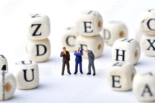 Wallpaper Mural 文字の書かれたブロックとビジネスマン Torontodigital.ca