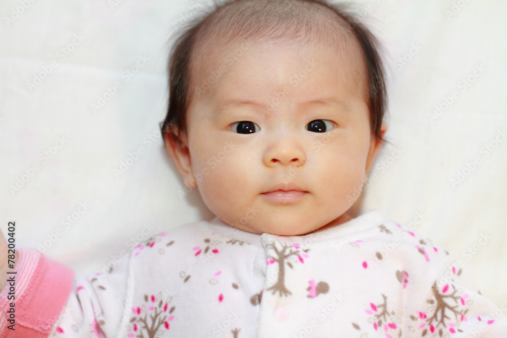 赤ちゃん(0歳児)の笑顔