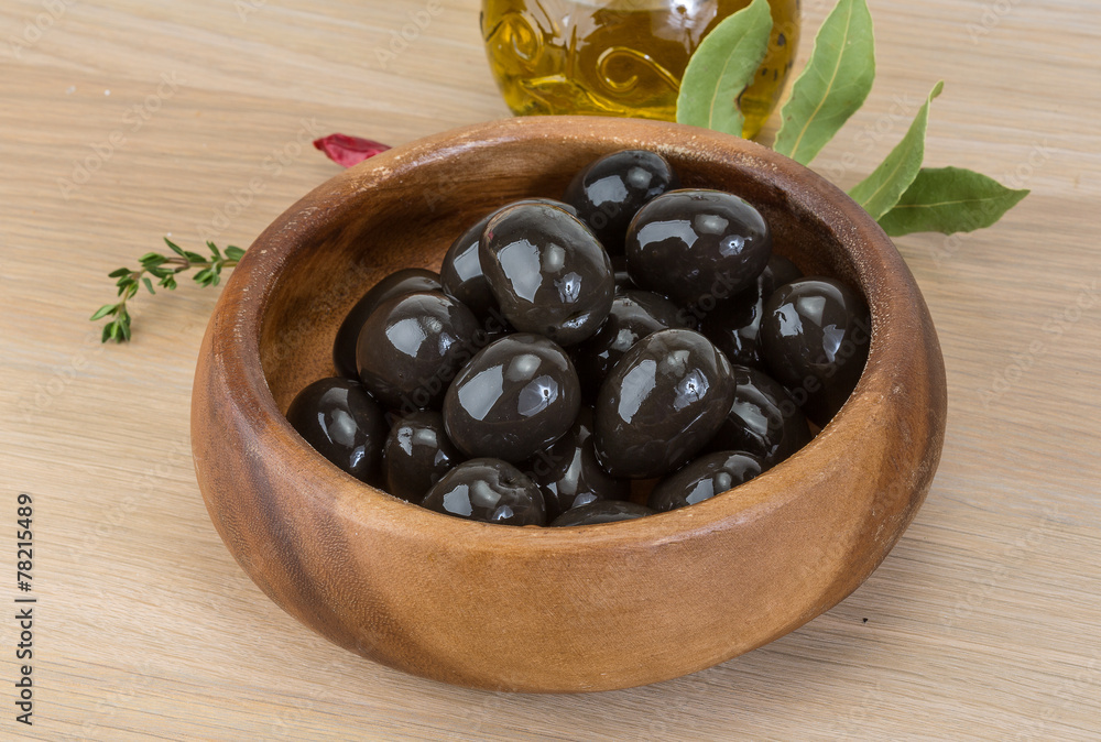 Black olives Black olives