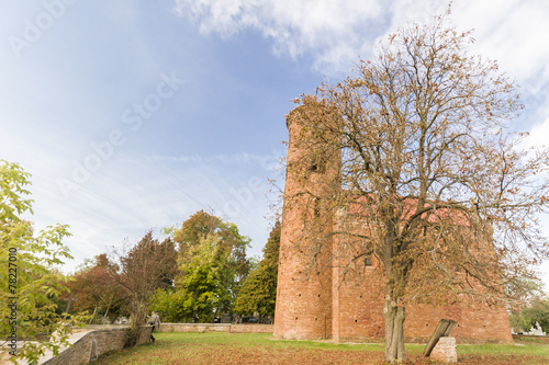 Kosciół gotycki w Inowłodzu