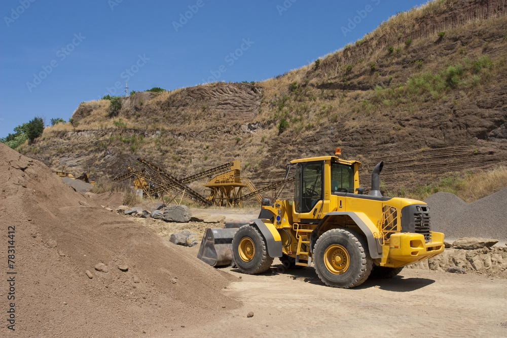 bulldozer in action bulldozer in action