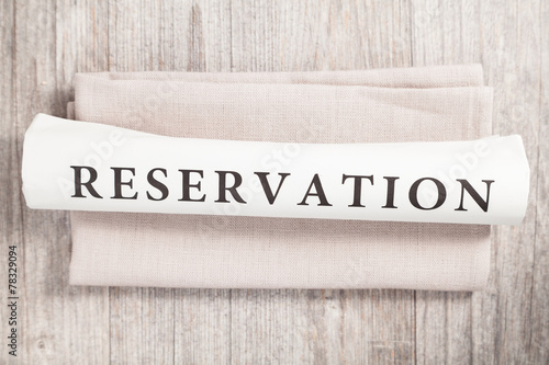 Bild auf Leinwand reservation (englisch) geschrieben