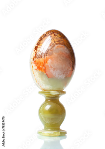 Onyx egg on stand