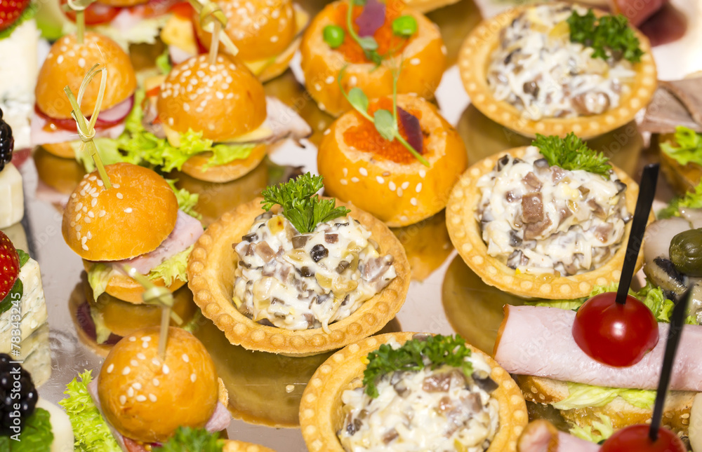 Canapes Canapes