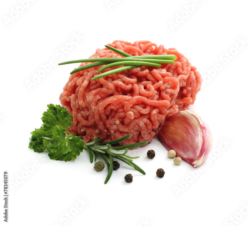 Minced meat ball with herbs