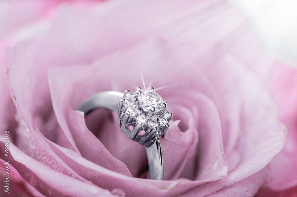 Diamond Ring Rose Inside Royalty-Free Images, Stock Photos & Pictures |  Shutterstock