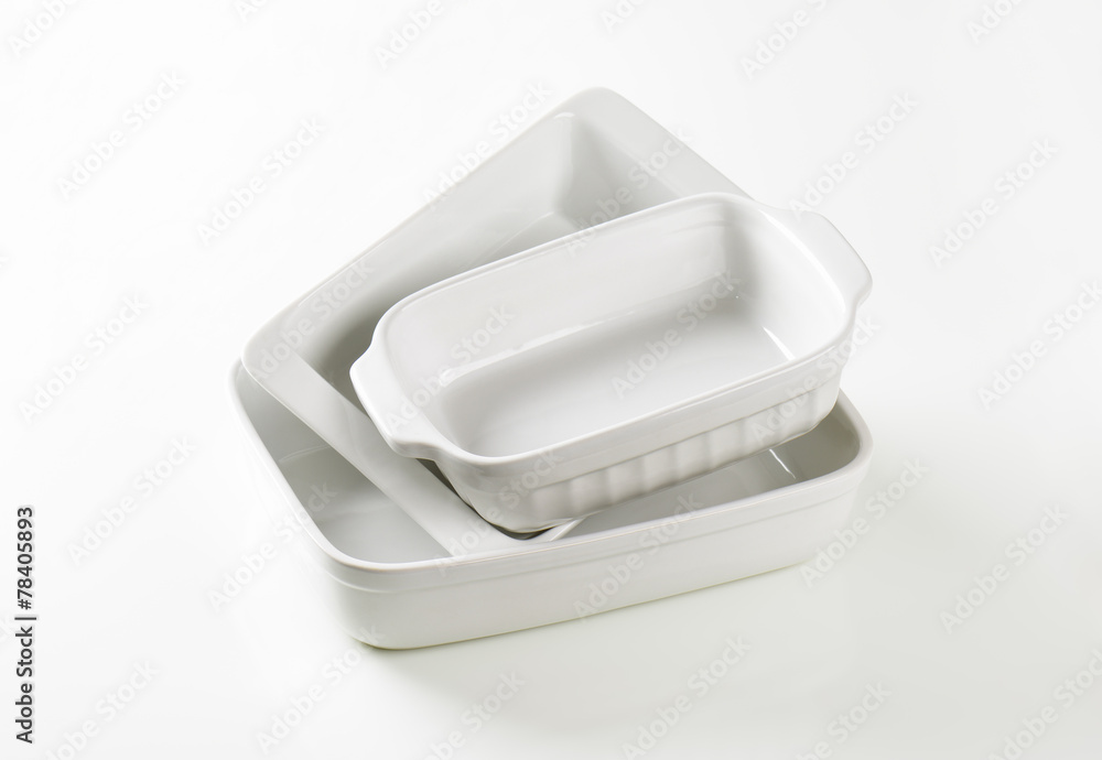 Rectangular porcelain dishes Rectangular porcelain dishes
