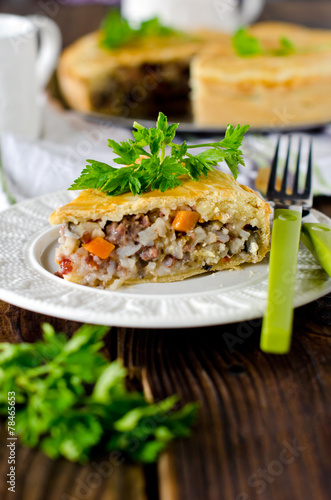 Pie with rice and vegetables