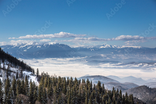 Winter scene in Poiana Brasov © alex_bendea