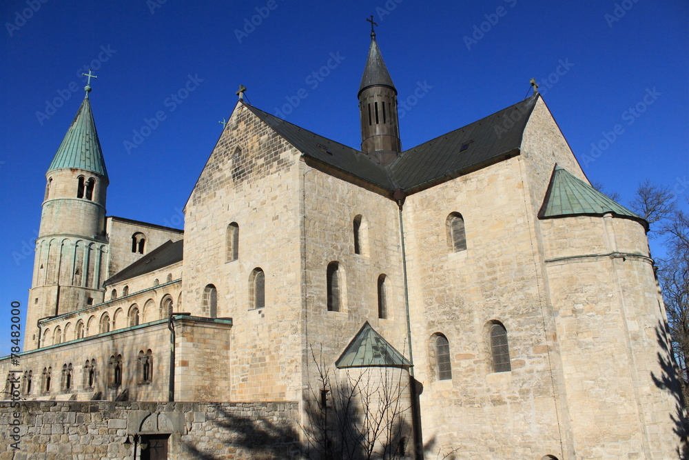 Gernrode/ Harz, Stiftskirche St. Cyriakus von Südosten
