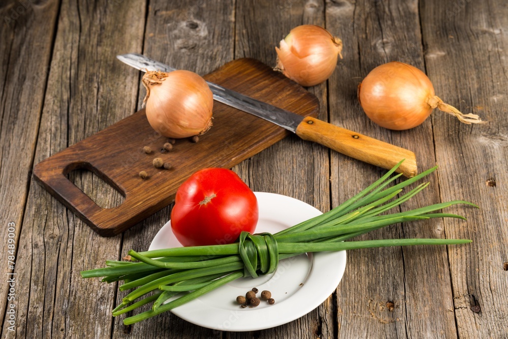 Onion, chive and tomato Onion, chive and tomato