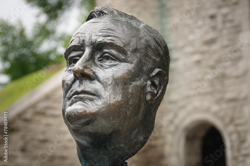 Roosevelt bronze sculpture photo