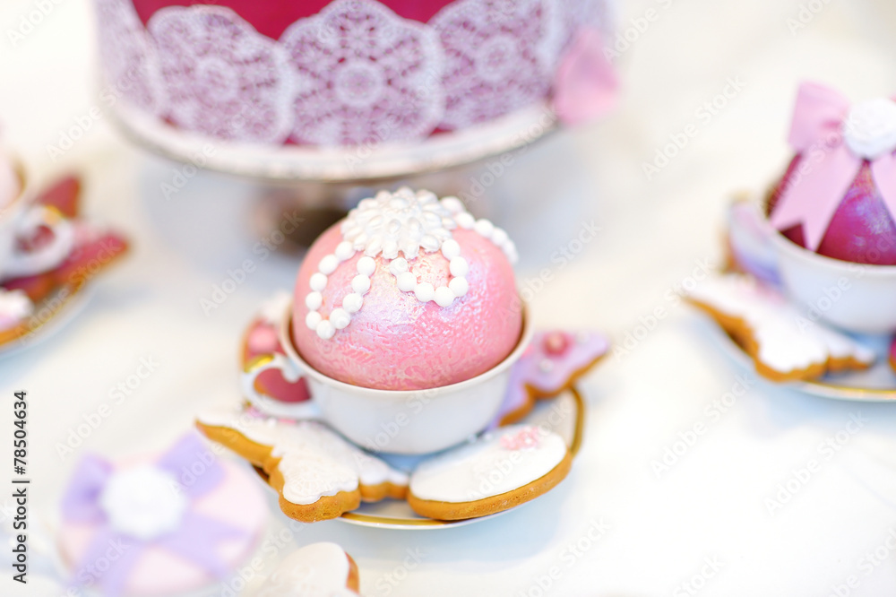 Delicious colorful wedding cupcakes Delicious colorful wedding cupcakes