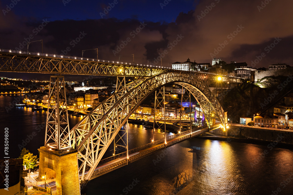 Obraz premium The Dom Luis Bridge