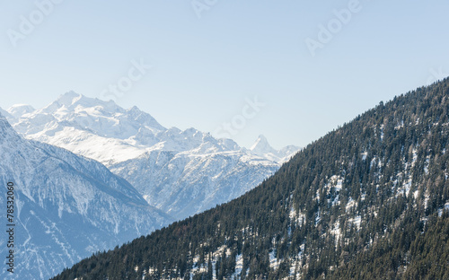 Riederalp, Dorf, Walliser Berge, Alpen, Winterferien, Schweiz photo