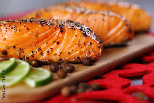 Pepper crusted smoked salmon
