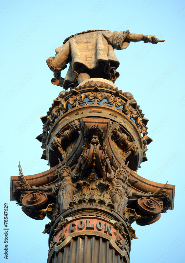 Obraz premium Columbus column on the Barcelona habour with high details