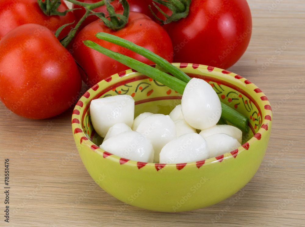 Mozzarella cheese balls