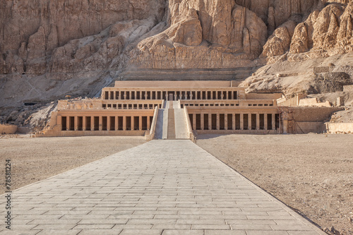 Photos Hatshepsut temple